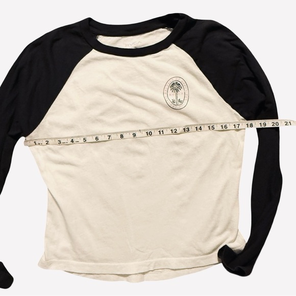 RVCA Long Sleeve Raglan Tee Women’s Size L Balance of Opposites Palm Graphic - Picture 6 of 6